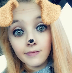 Meet your Posher, Katelyn